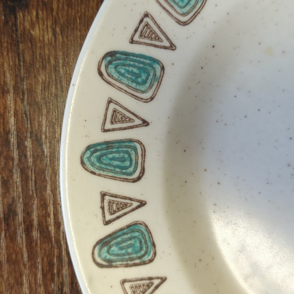 Metlox Poppytrail Navajo Dessert Salad Plate Replacement Stoneware MCM Chipped - Picture 3 of 6